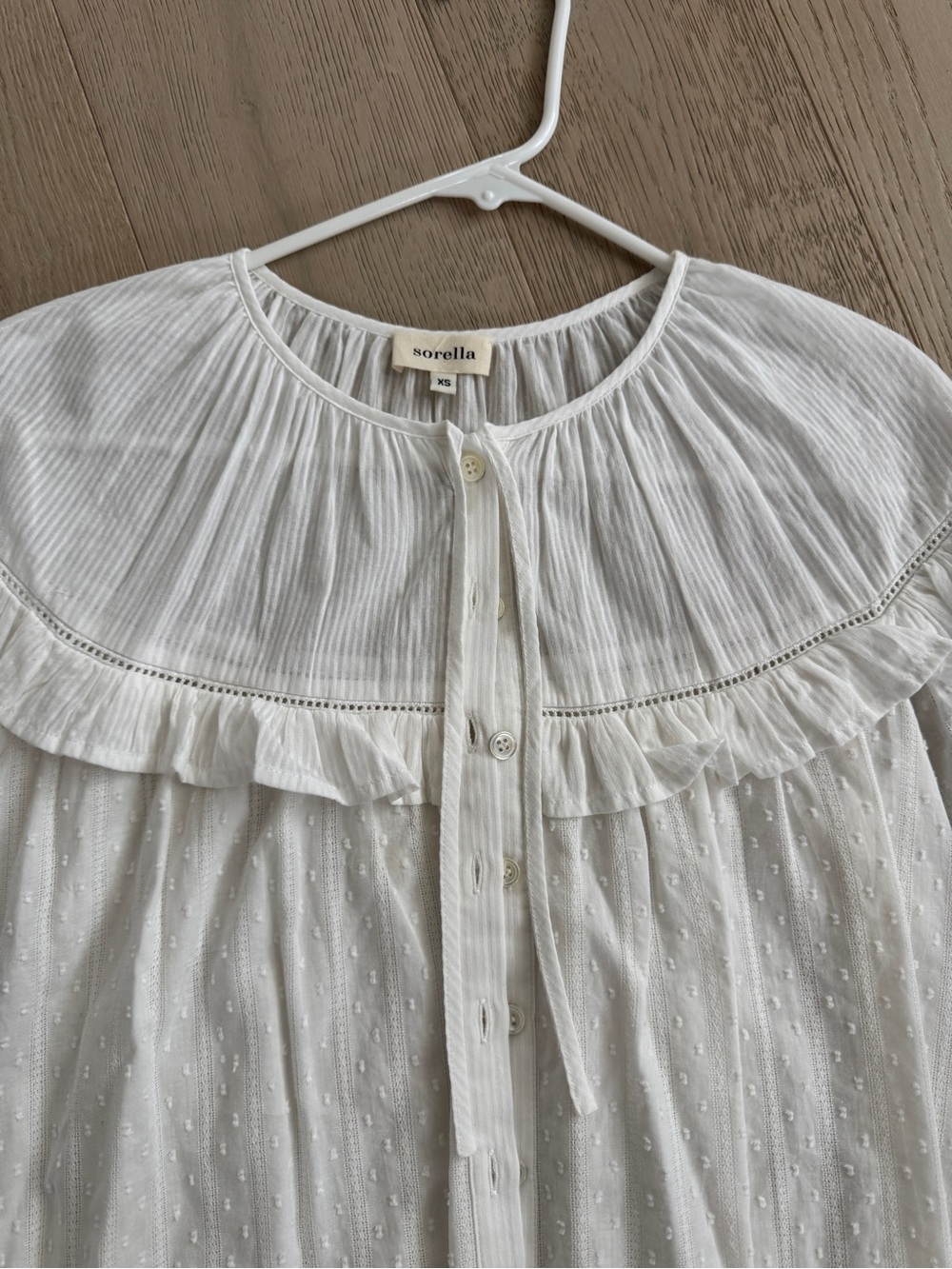 FewModa White Ruffle Button-Front Top - Picture 3 of 4
